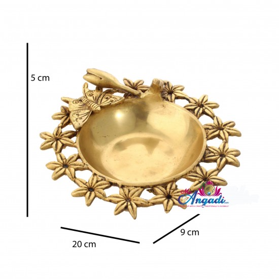 Brass Flower Uruli Brass Flower Uruli