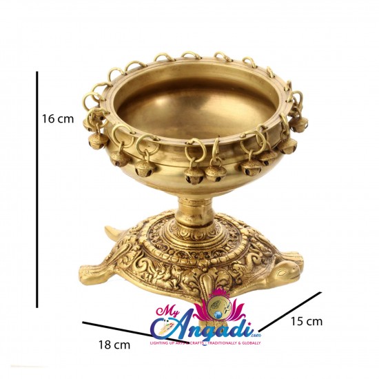Brass Uruli With Peedam Brass Uruli With Peedam