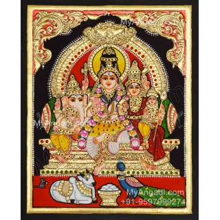 Sivan Kudumbam Tanjore Painting