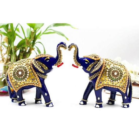 Elephant Up Trunk - 5 inches