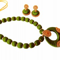 Green silk thread necklace 2025