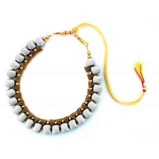 Youth White Silk Thread Necklace