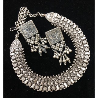 Kanakdharaa - Pure Silver Necklace